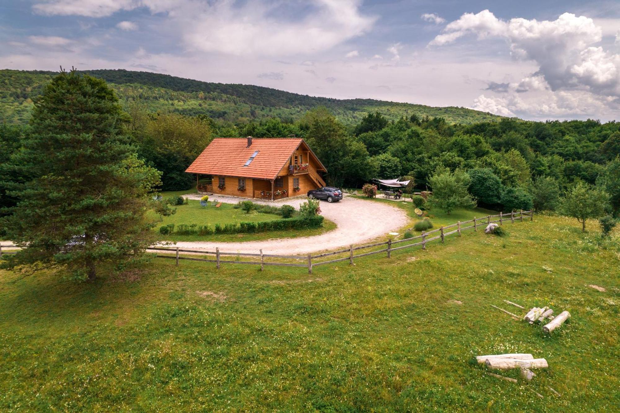 Ranch Jelov Klanac Apartment Rakovica Exterior photo